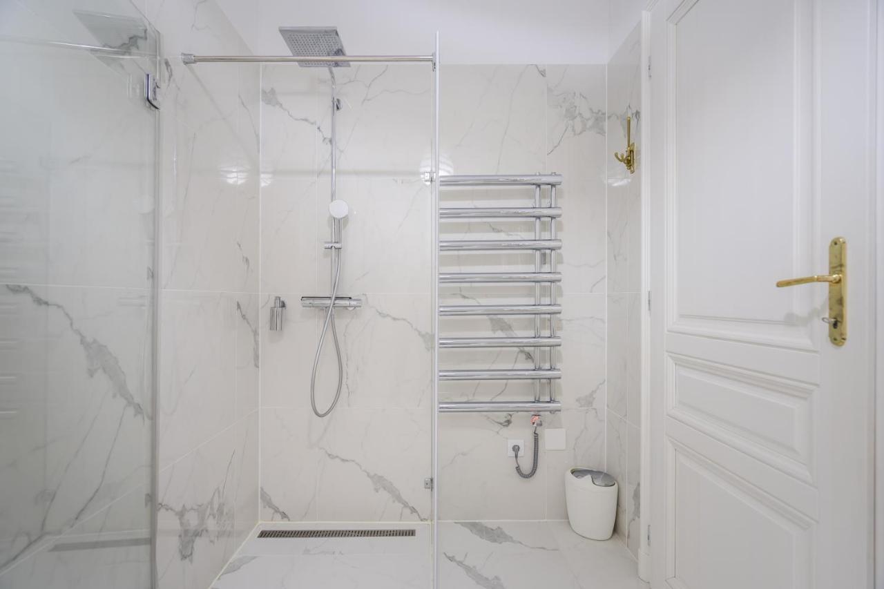 Bpr Adagio Design With A/c Апартаменты