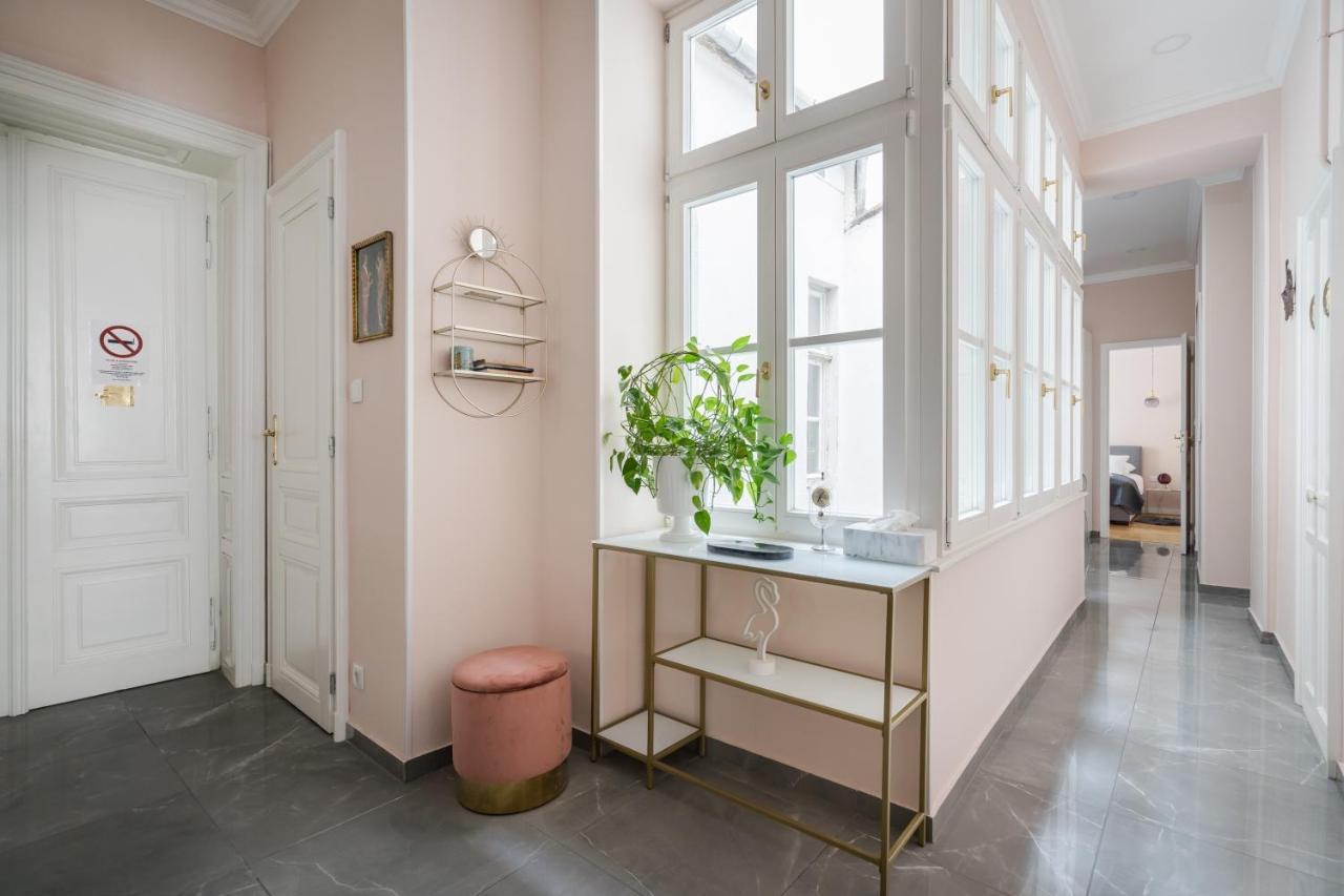 Bpr Adagio Design With A/c Будапешт